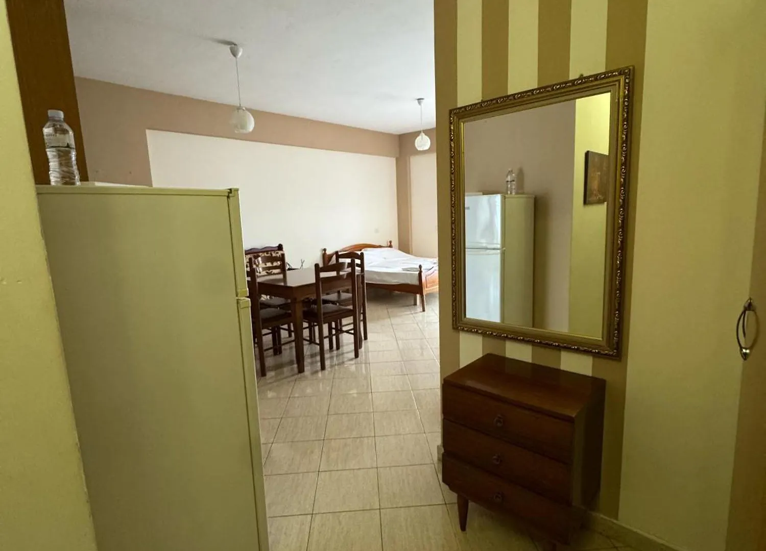Miri Studio Apartment Влёра Албания